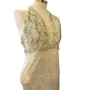 Nina Canacci Womans Dress Long Beaded Sequin Halter Special Occasion Sz 8 GG3125